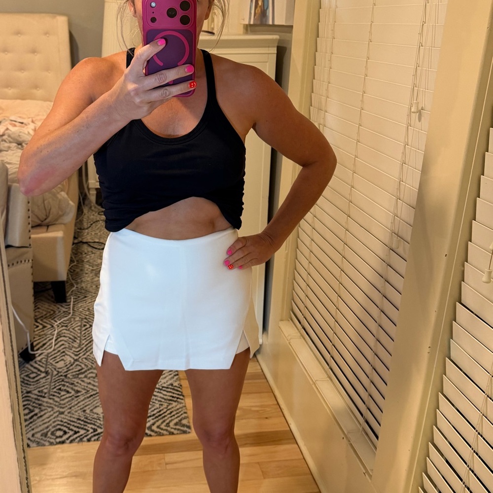 Endless Rose Cut Out Skort - White! Size small!
